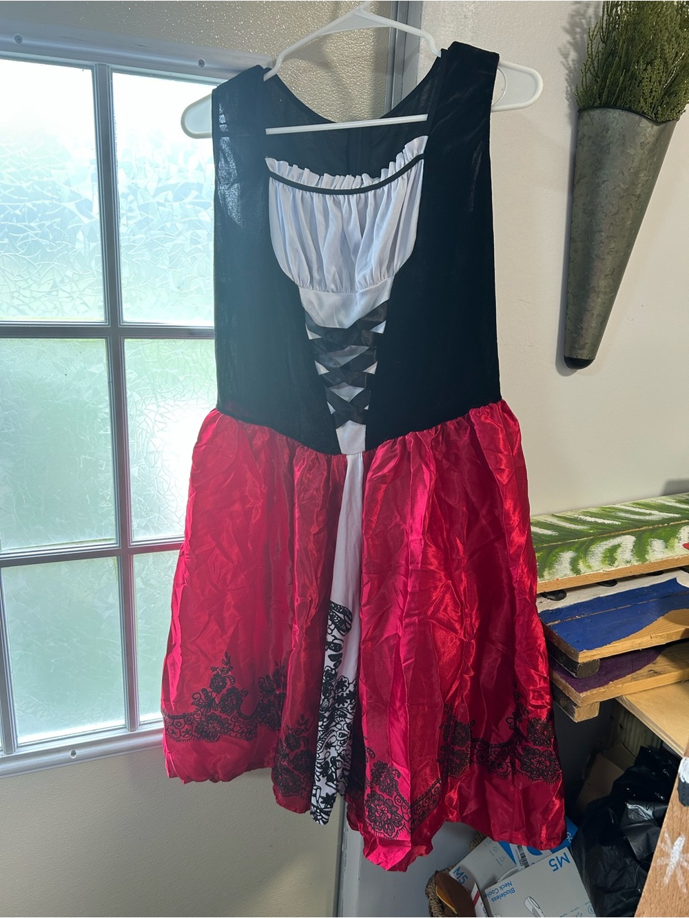 Saloon girl Halloween costume size L